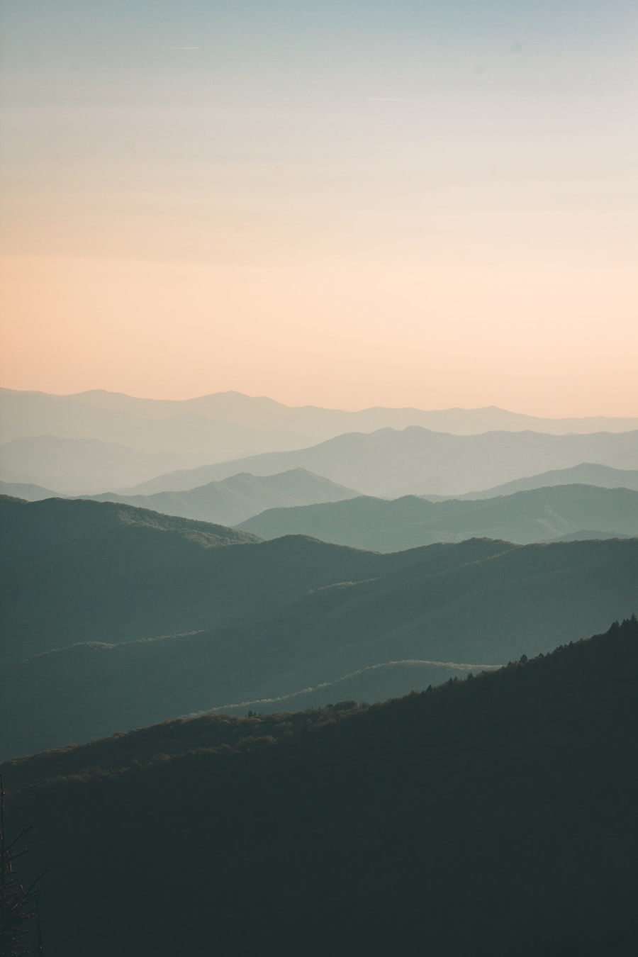 Paysage aérien au lever du soleil